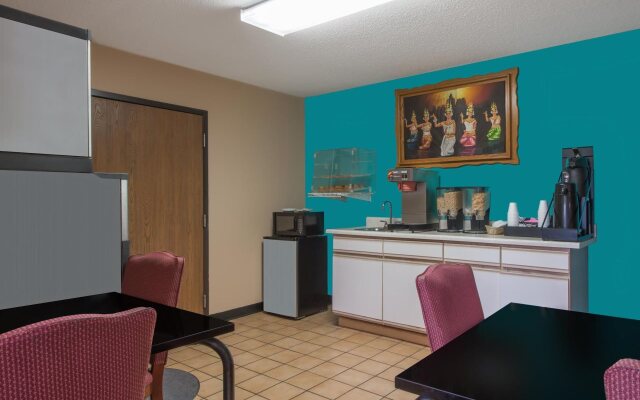 Knights Inn Wentzville