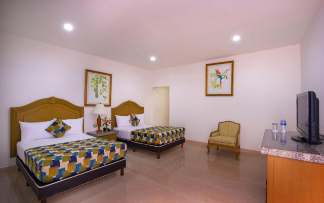 Hotel Embajadores