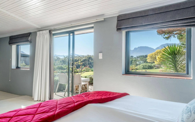 Colourful Manor Luxury Lodge