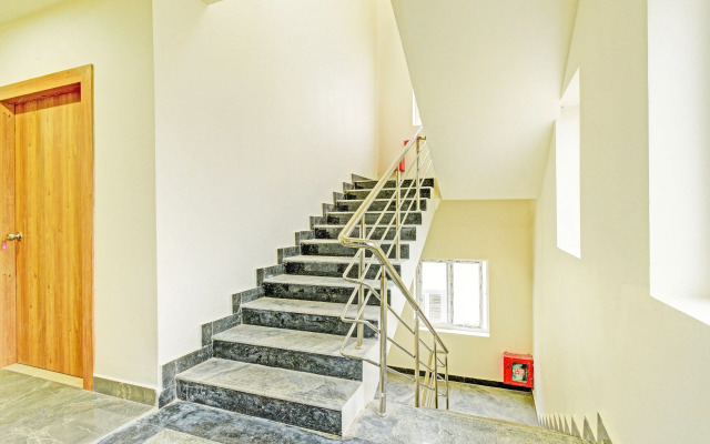 Super Townhouse Oak Kompally