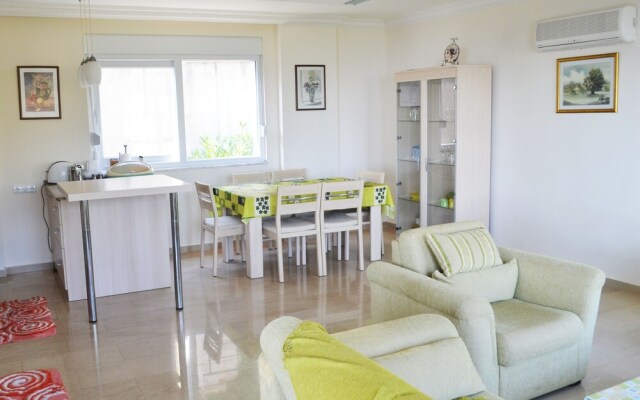 Holiday Group Villa A-9