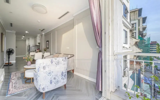 Luxe Paradise Suites Xuan Dieu