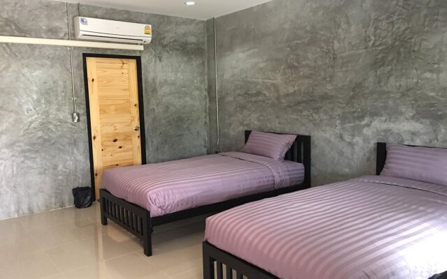 The Loft Resort Kabin Buri