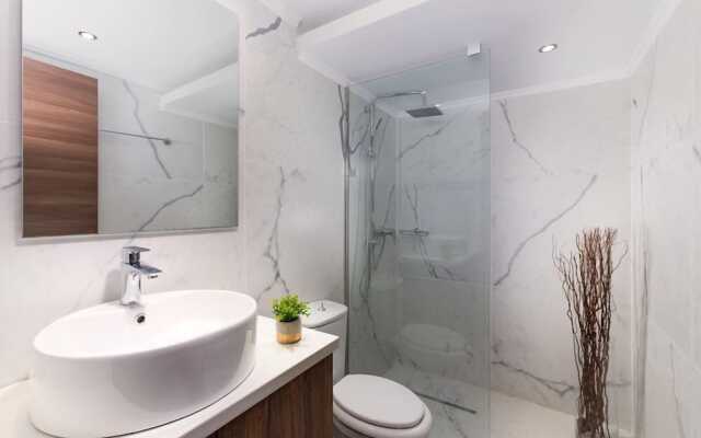 Seashore Stream Suites