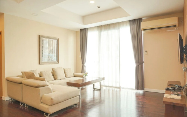 Spacious And Nice 3Br At Essence Dharmawangsa Apartment