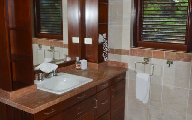 Oceania five Bedrooms Suite