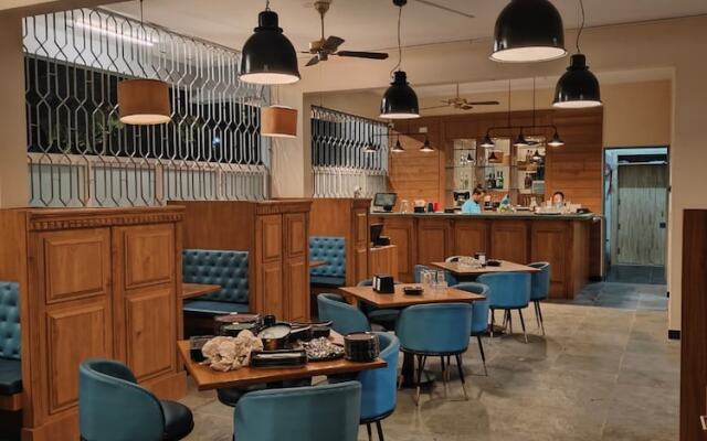 The Waves Hotel Sarjapura