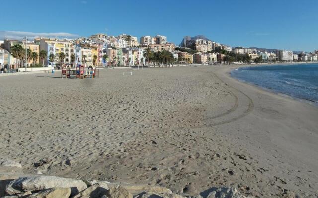 Ar2b, Coqueto Apartamento En Primera Línea de Playa