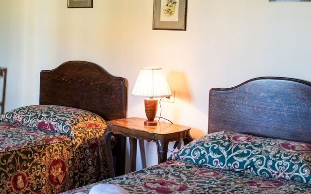 Luxurious Farmhouse in Ghizzano Italy with Swimming Pool