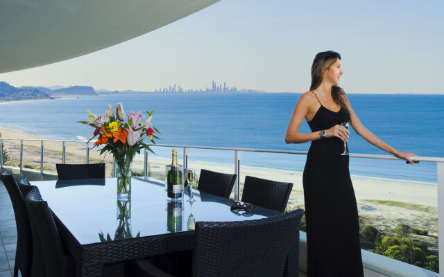 Kirra Surf Apartments