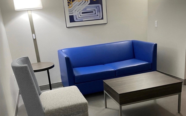 Holiday Inn Express & Suites Tuscaloosa-University by IHG