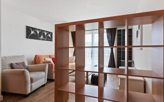 Spacious 2bdr Apt for 4p, Near Trendy Hackney