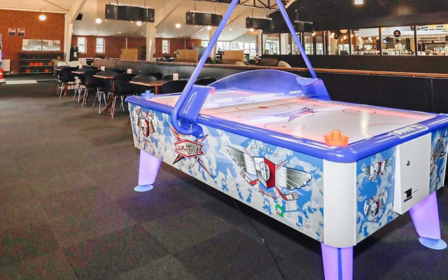 10 Person Holiday Home on a Holiday Park