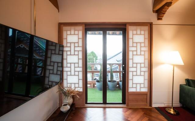 Soi Hanok Stay