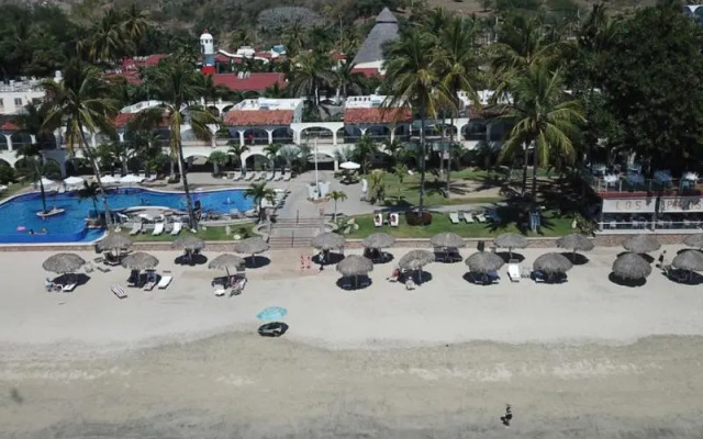 Los Picos Hotel & Suites Bucerias