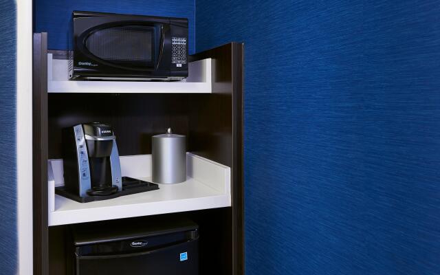 Holiday Inn Express Windsor Waterfront by IHG