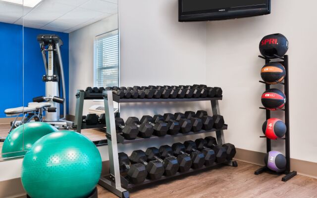 Holiday Inn Express & Suites Columbus Airport East by IHG