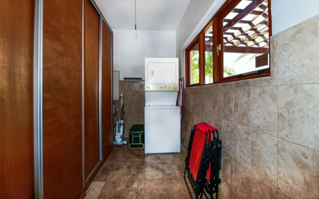 New! Ocean View With Rooftop Terrace in Malmok!