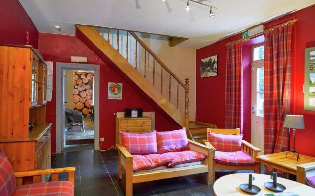 Charming and Well Renovated Country House