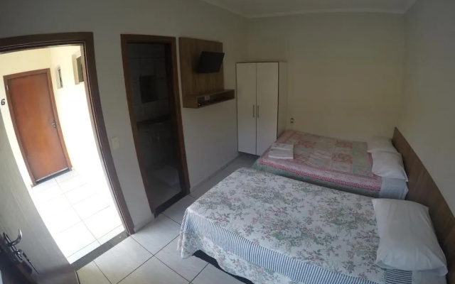 Hotel 2 Irmaos