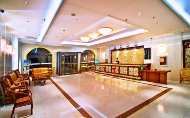 Omake Holiday Hotel