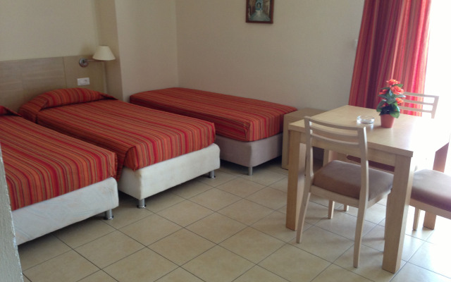 Anita ApartHotel
