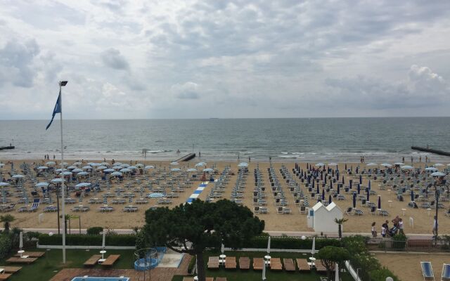 Hotel Universo