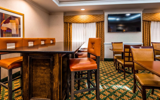 Best Western Plus Waxahachie Inn & Suites