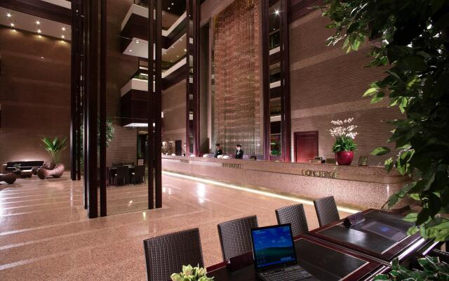 Regal Riverside Hotel