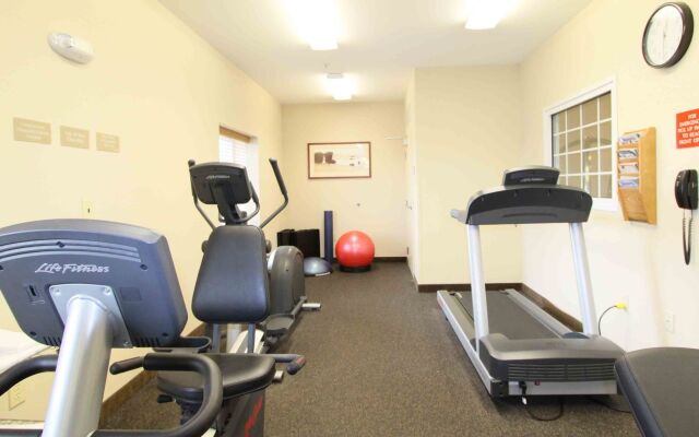 Candlewood Suites Bowling Green by IHG