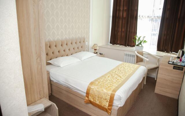 Mira Stay Hotel