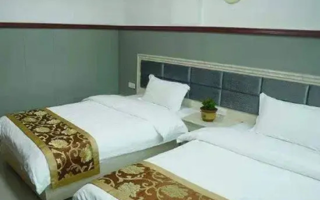 Famous Hotel