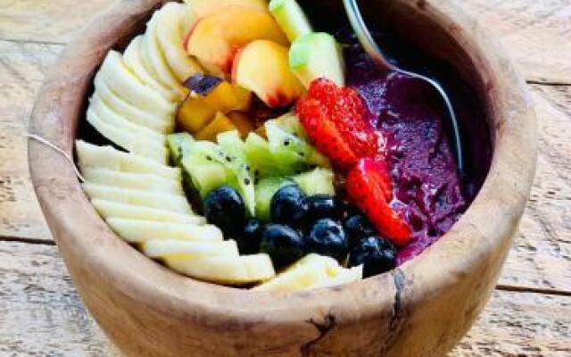 Daydreaming Airlie Beach, Water Views And Only 200M To Boardwalk.