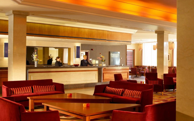 Mercure Daventry Court Hotel