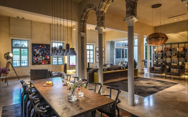 The Pearl of Jaffa Lux Apt by Sea N Rent