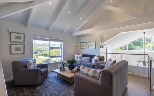 Stableford Beach House Plett