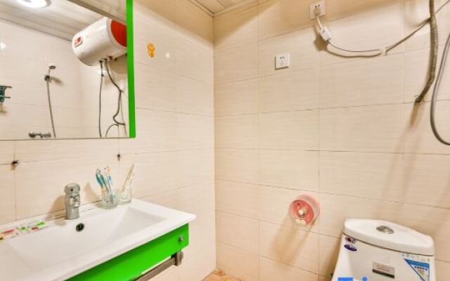 Chenxi Apartment Hotel