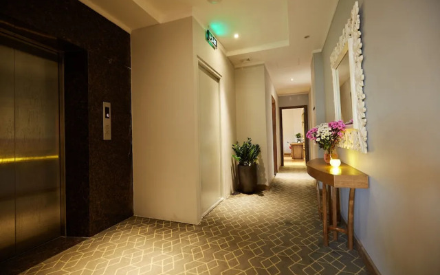 Hanoi Calido Hotel