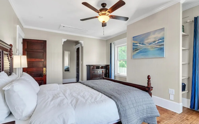 Cozy Trotter 4 Bedroom Home