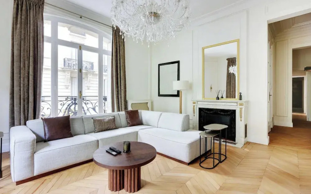 Spacious Apartment - 2br/4p - Arc de Triomphe