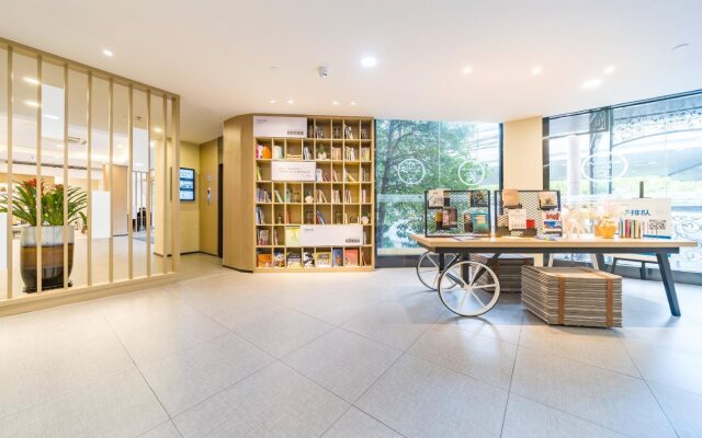 Hanting Hotel Shanghai Zhenping Road Railway Station