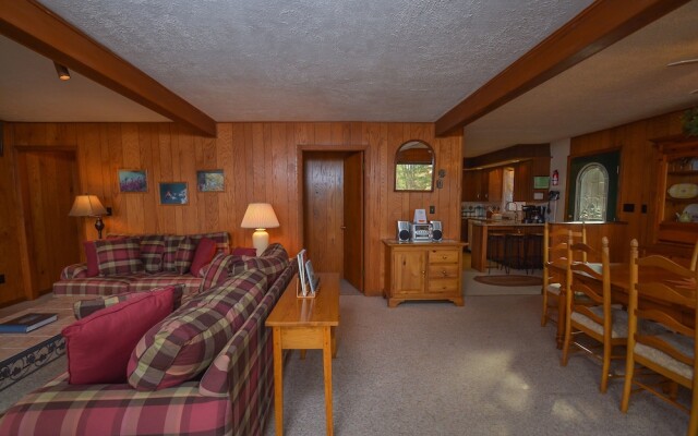 Hummingbird Hill House