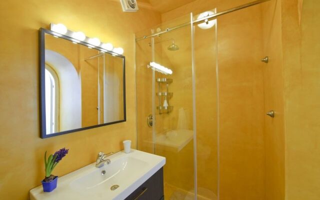 Casale Fralisa - Marvelous Terrace and hot tub With sea View