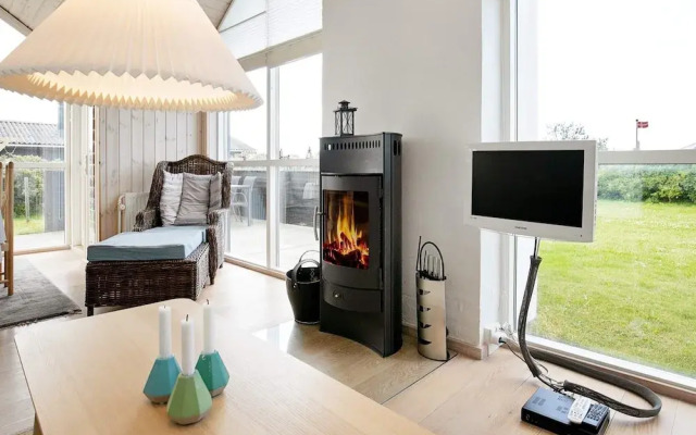 6 Person Holiday Home in Lokken