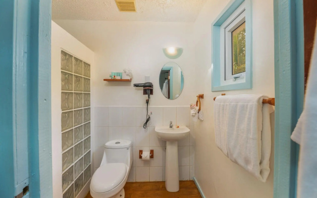 Hotel and Dive Center Roatan Yacht Club