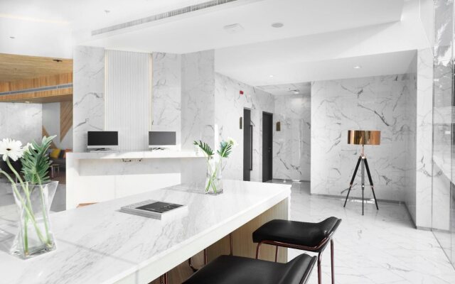 The Quarter Ari by UHG Hotel