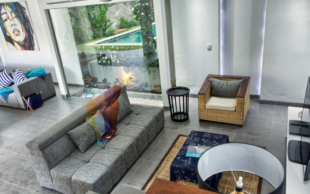 Alopa Villas