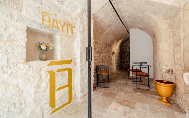 Bayit Charming Place