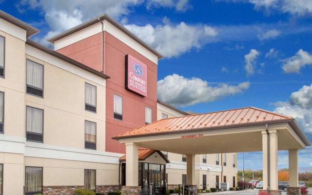 Comfort Suites