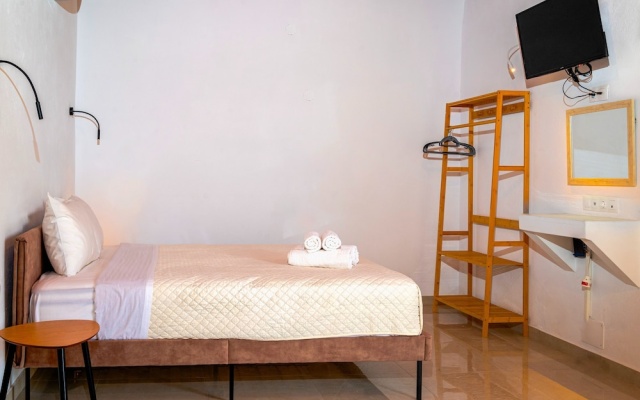 Paradisi Sea Escape Near the Beach
